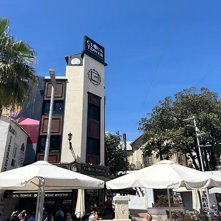 Luxpro - City Apartment *