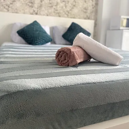 Luxpro - City 托雷莫利诺斯