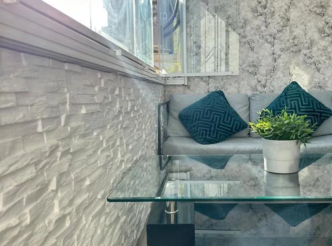 Apartment Luxpro - City